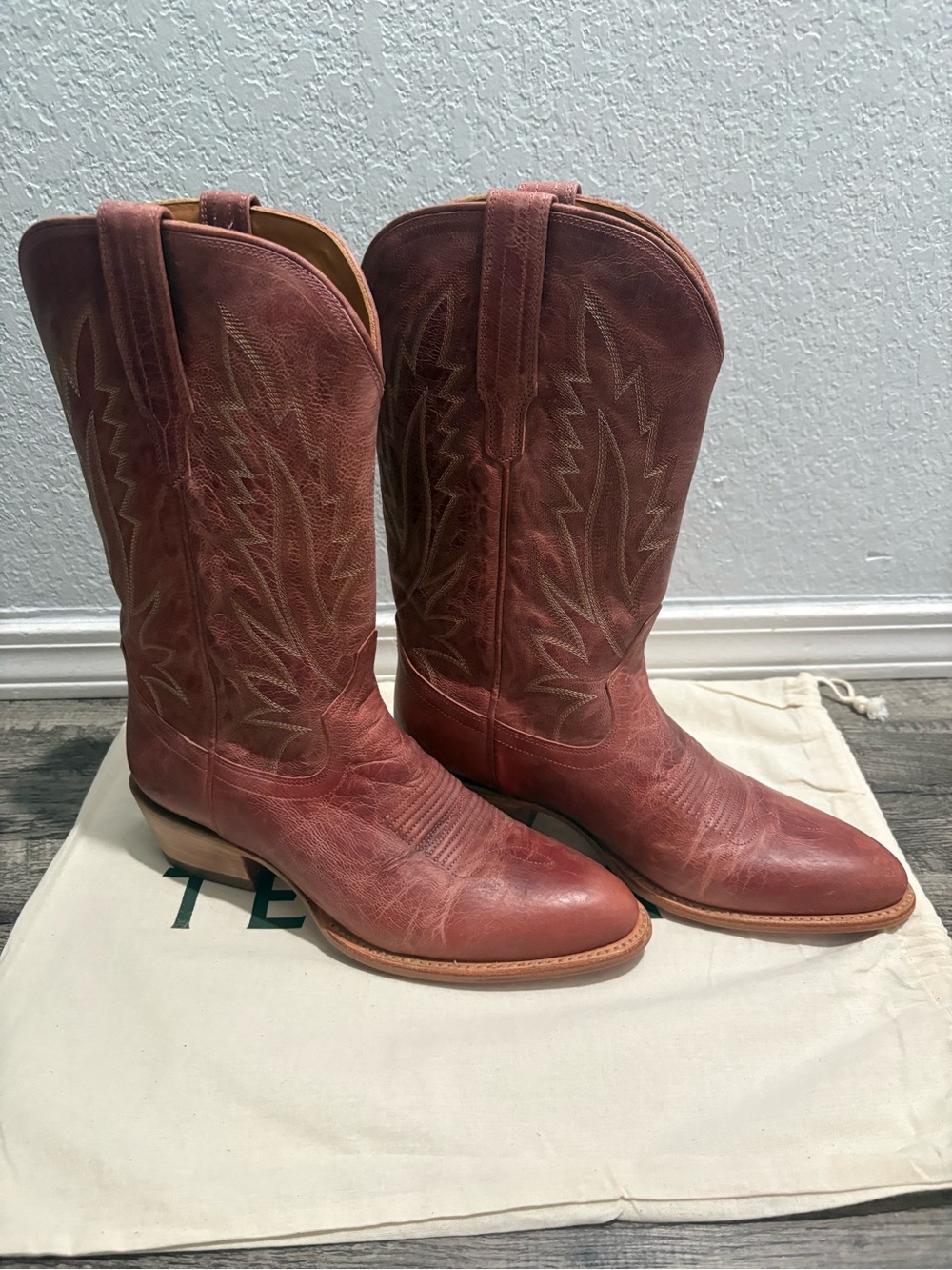 Tecovas Jamie Pink Frost Leather Cowboy Boots - 10